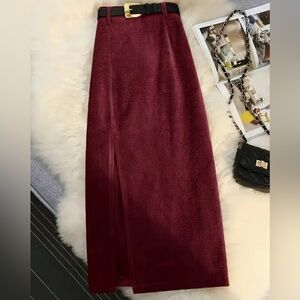 Elegant Burgundy Corduroy Skirt Size L